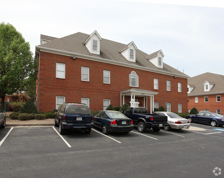 Primary Photo Of 5425 Sugarloaf Pky, Lawrenceville Medical For Lease