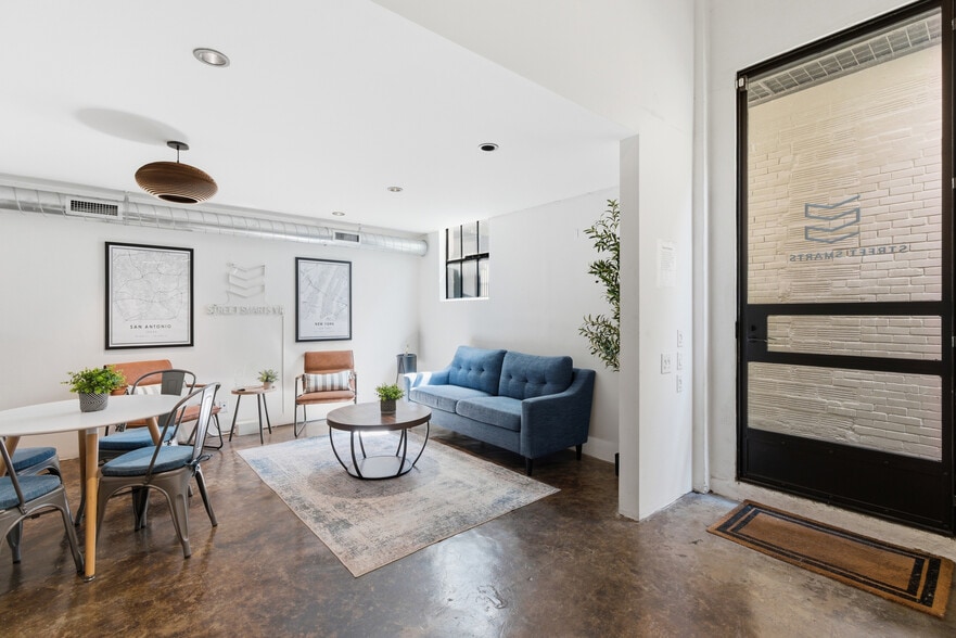 More Photos Of 311-321 Sixth St, San Antonio Office For Sale