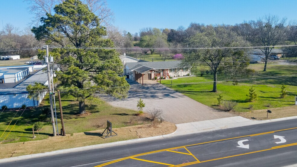 More Photos Of 28349 E 131st St S, Coweta Specialty For Sale