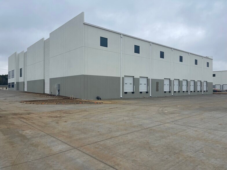 More Photos Of 15918 Boudreaux rd, Cypress Industrial For Sale