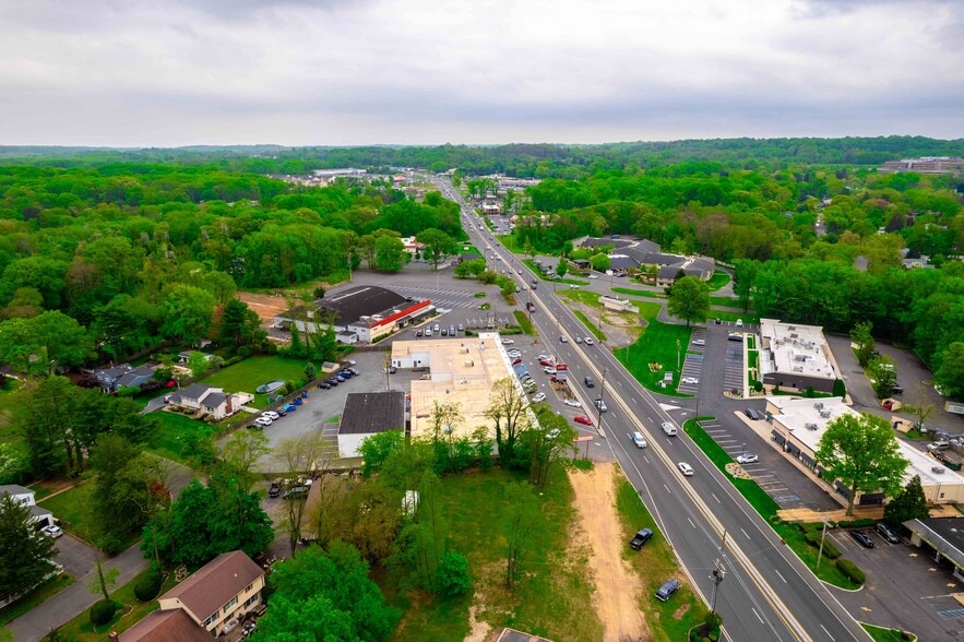 More Photos Of 1835 Highway 35, Middletown Storefront For Sale