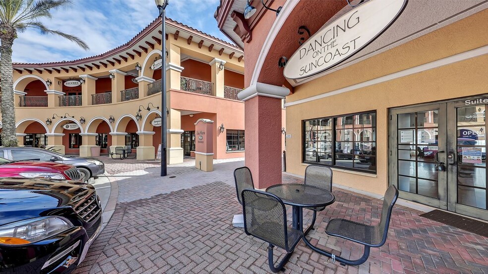 More Photos Of 8215 Natures Way, Lakewood Ranch Storefront For Lease