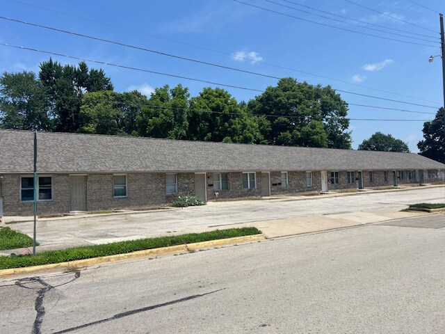 More Photos Of 345 Doan St, Wilmington Apartments For Sale