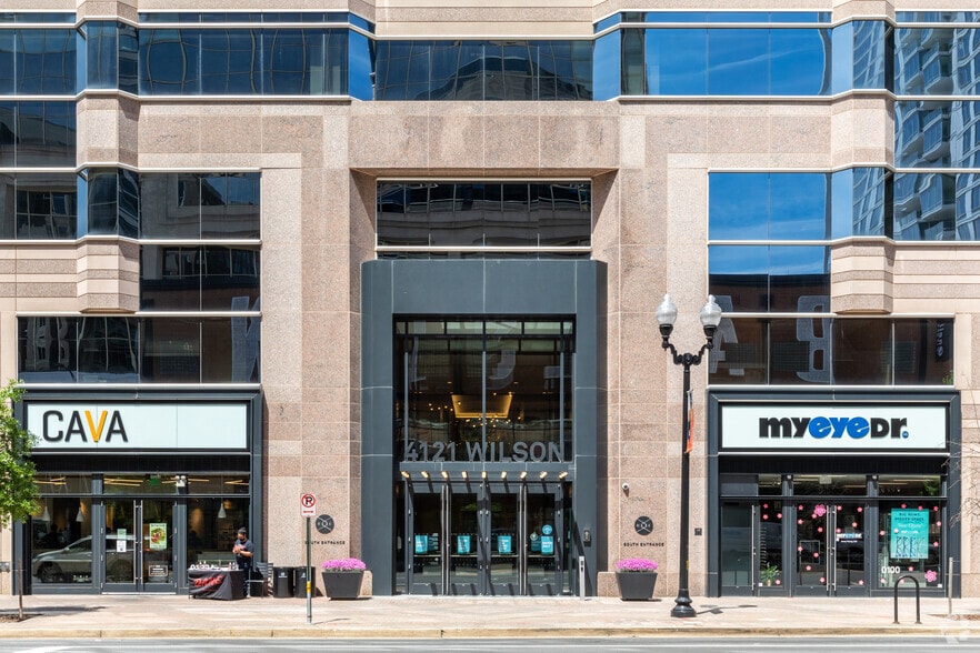 More Photos Of 4121 Wilson Blvd, Arlington Office For Lease