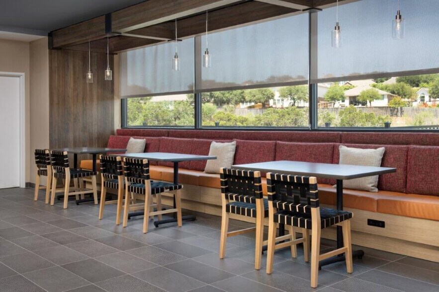 More Photos Of 2214 TPC Pky, San Antonio Hospitality For Sale