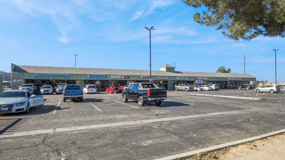 More Photos Of 43535 Gadsden Ave, Lancaster Unknown For Lease