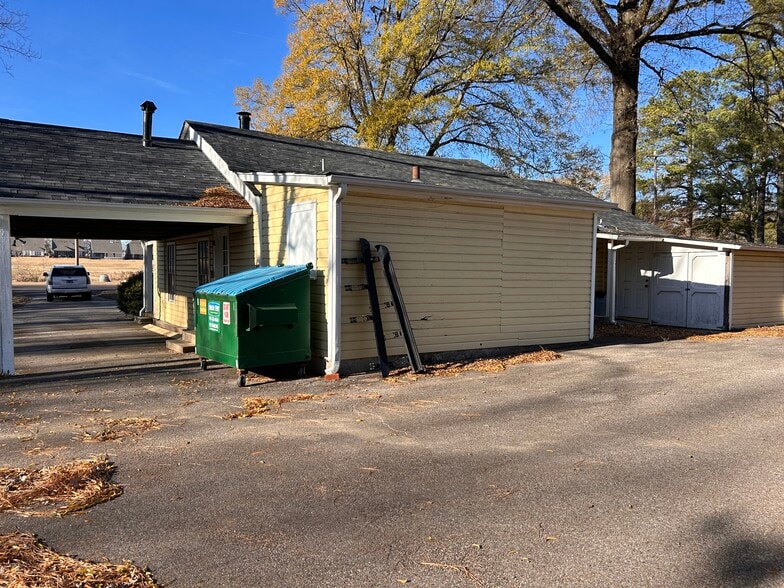 More Photos Of 6957 US Highway 70, Memphis Office For Sale