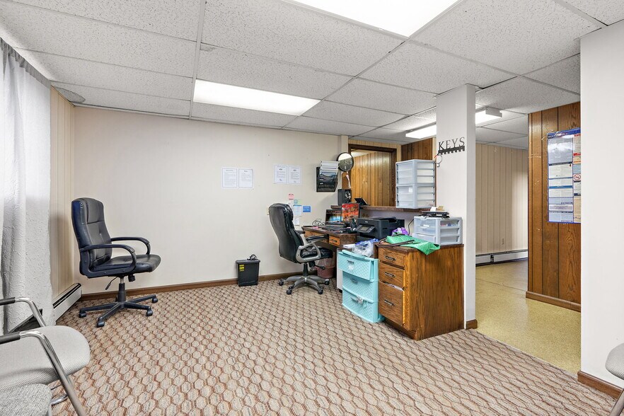 More Photos Of 101 S Main St, Pine Island General Retail For Sale