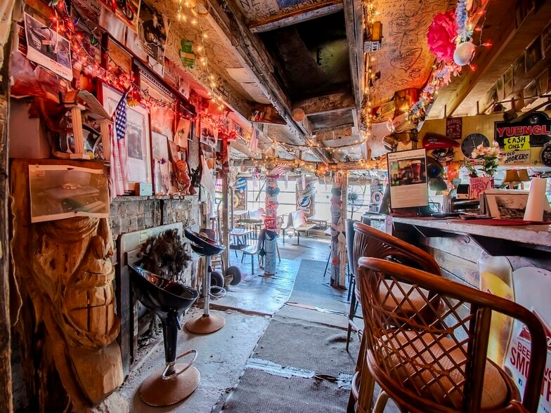 More Photos Of 1761 Beckett Way & US Highway 19, Tarpon Springs Bar For Sale