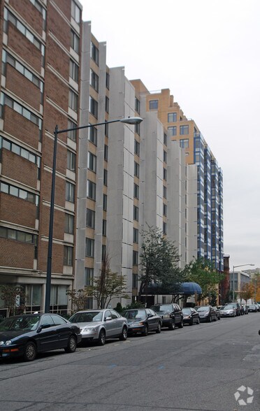 Primary Photo Of 1440 N St NW, Washington Apartments For Lease