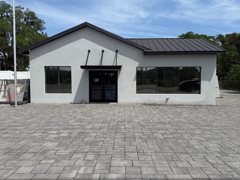 More Photos Of 2736 Land O Lakes Blvd, Land O' Lakes Storefront Retail Residential For Sale