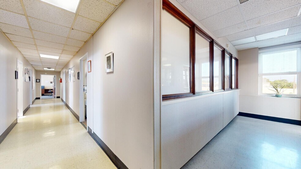 More Photos Of 1327-1331 Macklind Ave, Saint Louis Office For Sale