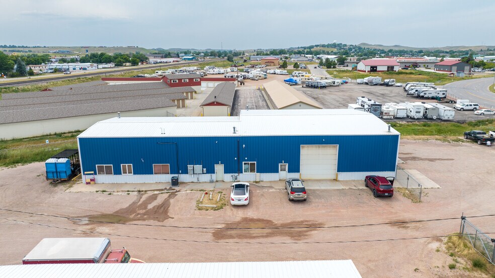 More Photos Of 405 Beech St, Gillette Warehouse For Sale