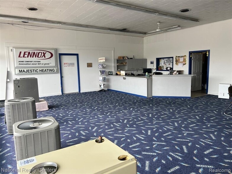 More Photos Of 15210 Middlebelt Rd, Livonia Freestanding For Sale
