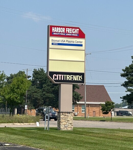 More Photos Of 30-100 S 20th St, Battle Creek Unknown For Lease