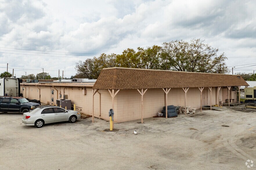 More Photos Of 502 E Bridgers Ave, Auburndale Warehouse For Lease
