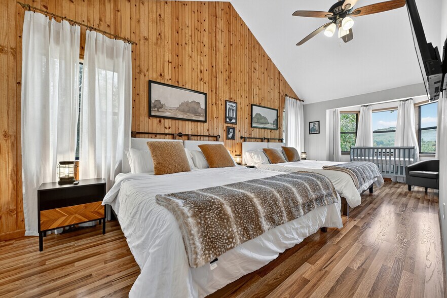 More Photos Of 77 Alpine Way, Blairsville Hotel For Sale