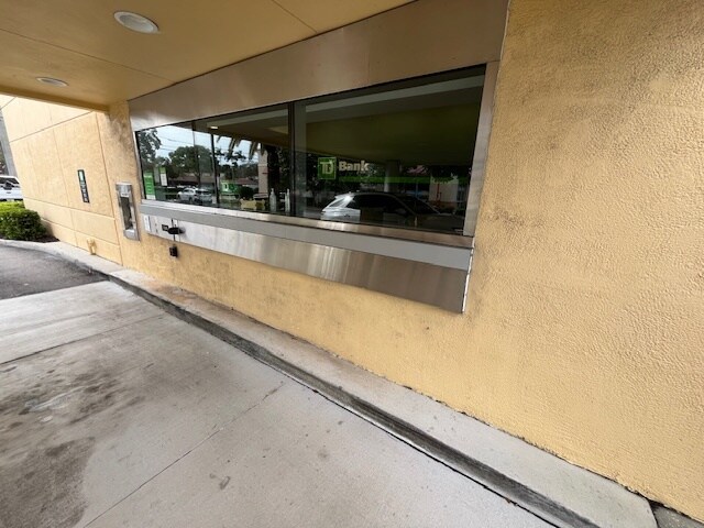 More Photos Of 3325 W Hillsboro Blvd, Deerfield Beach Bank For Sale