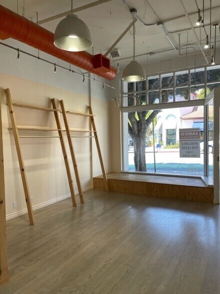 More Photos Of 1302 - 1316 Montana Avenue, Santa Monica Storefront Retail Office For Lease