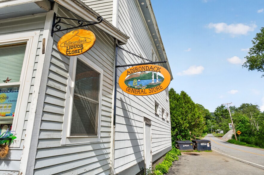 More Photos Of 899 E Shore Dr, Adirondack Storefront Retail Residential For Sale