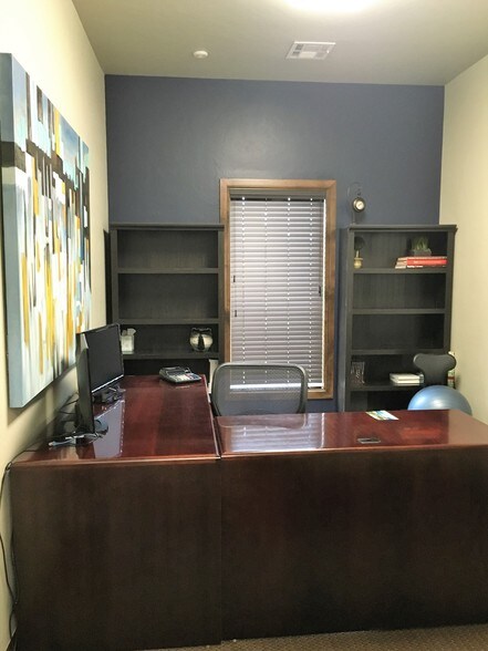 More Photos Of 920 NW 139th Street Pky, Oklahoma City Office For Lease