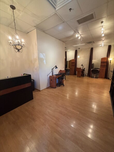 More Photos Of 2675-2751 S Calhoun Rd, New Berlin General Retail For Sale