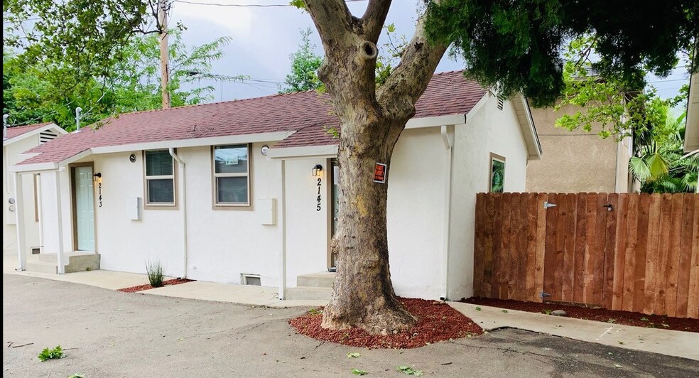 Primary Photo Of 2139-2159 California St, Redding Apartments For Sale