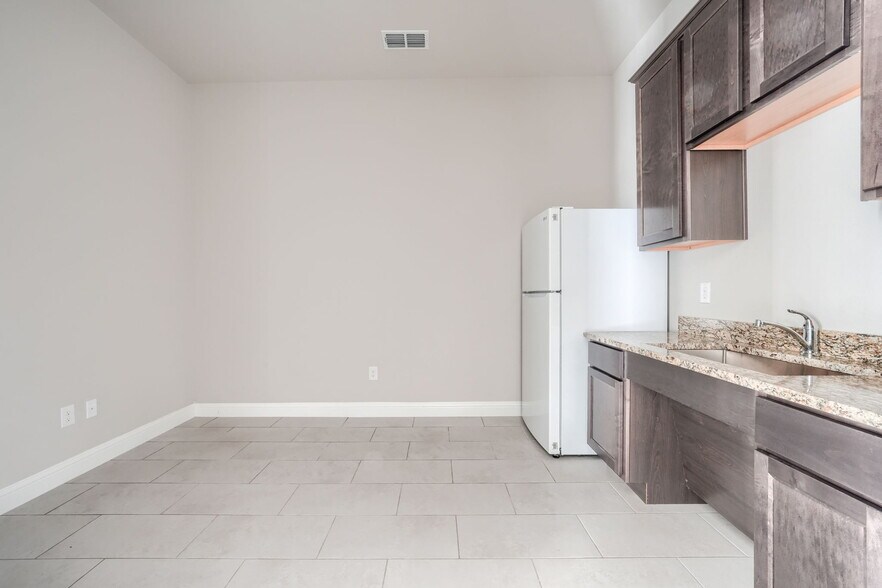 More Photos Of 2601 Little Elm Pky, Little Elm Coworking Space