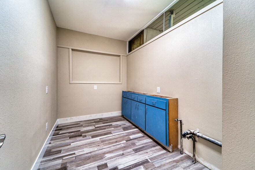 More Photos Of 415 Alturas St, Yuba City Medical For Sale