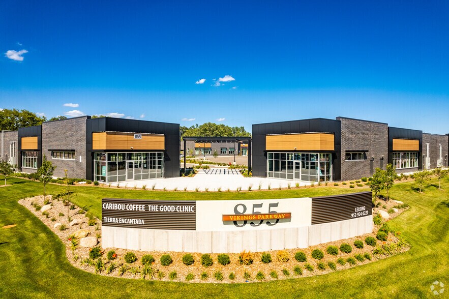 Primary Photo Of 855 Vikings Parkway, Eagan Restaurant For Lease