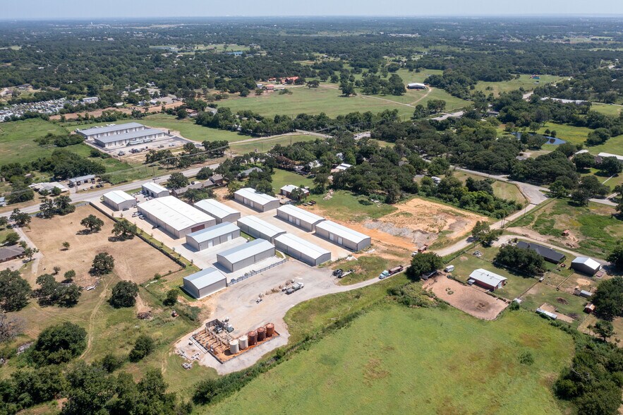 More Photos Of 5790 Rendon Bloodworth Rd, Fort Worth Industrial For Lease