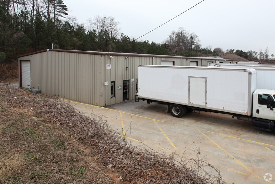 Primary Photo Of 300 Maltbie Industrial Dr, Lawrenceville Light Distribution For Lease