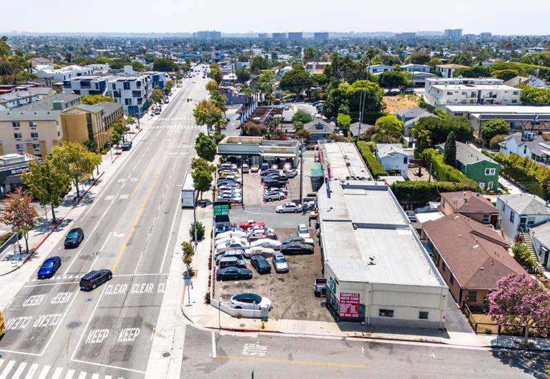 More Photos Of 2700-2720 Lincoln Blvd, Santa Monica Auto Repair For Sale