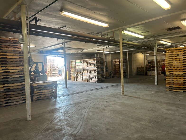 More Photos Of 14 Old Forge Rd, Nottingham Industrial For Sale