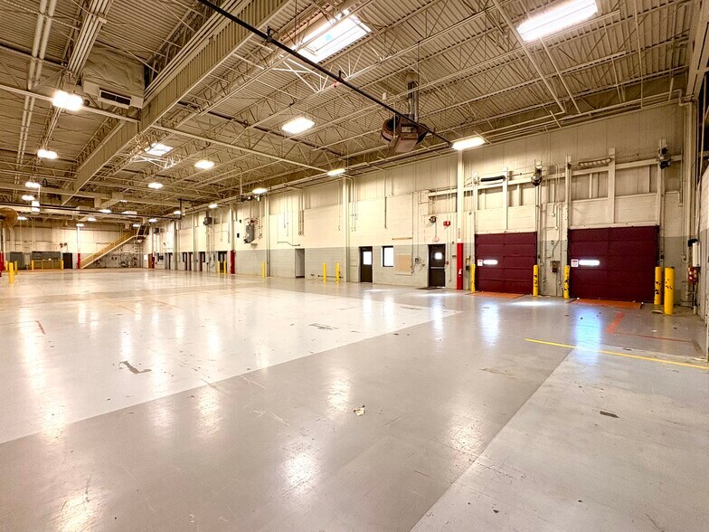 More Photos Of 703 E Kercher Rd, Goshen Manufacturing For Lease