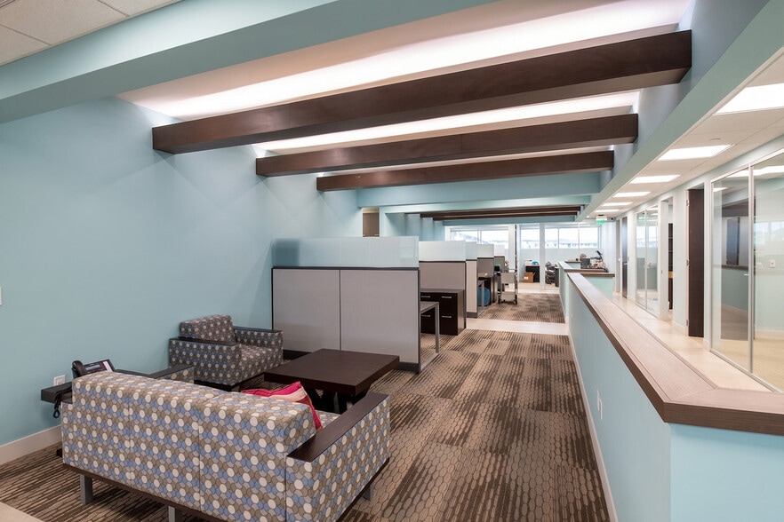 More Photos Of 9500 SW 77th Ave, Miami Office For Sale