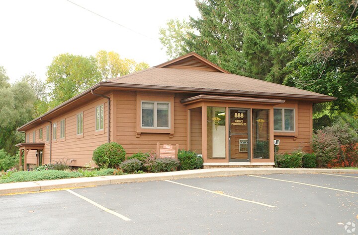 More Photos Of 888 Long Pond Rd, Greece Medical For Lease