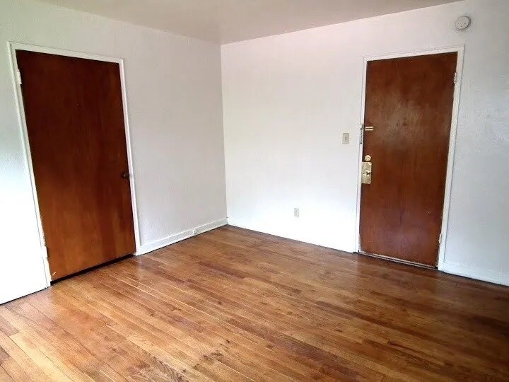 More Photos Of 5532-5540 Covode St, Pittsburgh Apartments For Sale