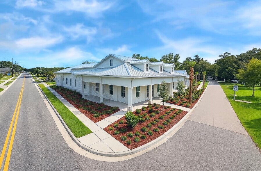 Primary Photo Of 981 Vineland Rd, Winter Garden General Retail For Lease