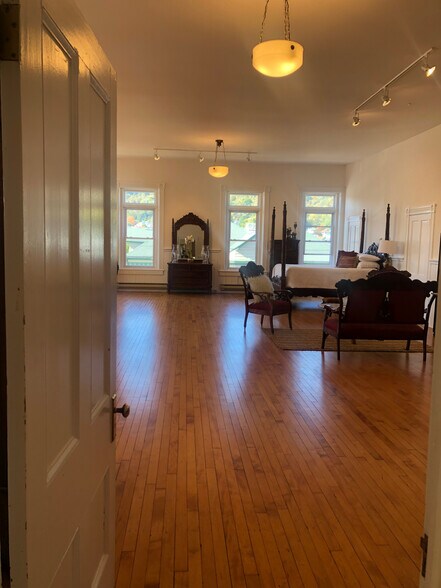 More Photos Of 208-214 Main St, Toronto Storefront Retail Residential For Sale