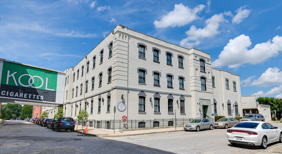 More Photos Of 325 Brown St, Petersburg Apartments For Lease