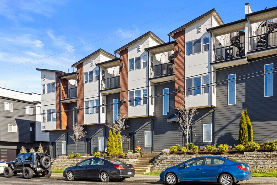 More Photos Of 8524 19th St W, Tacoma Apartments For Sale