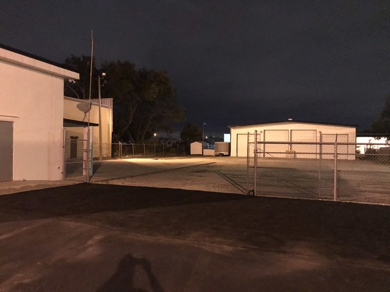 More Photos Of 12433 66th St N, Largo Storefront Retail Office For Sale