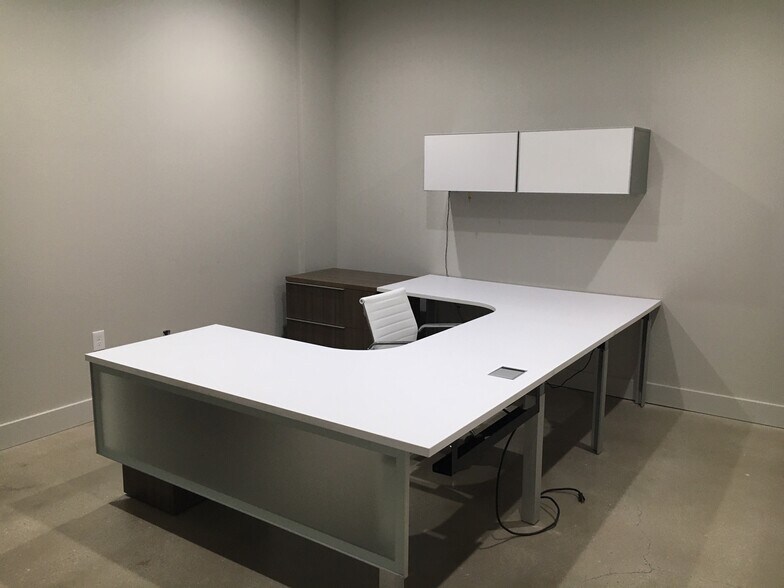 More Photos Of 14430 Fm 718, Fort Worth Warehouse For Lease