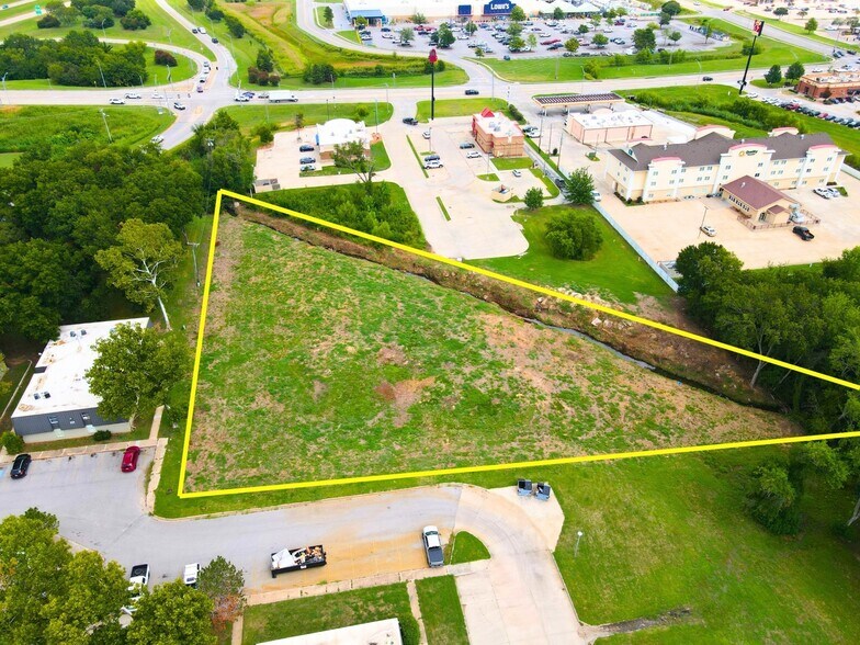 More Photos Of 12th Avenue, Ardmore Land For Sale