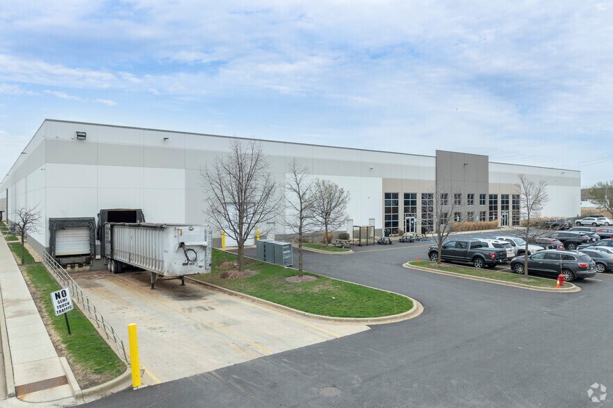 Primary Photo Of 2924 E 126th St, Chicago Warehouse For Lease