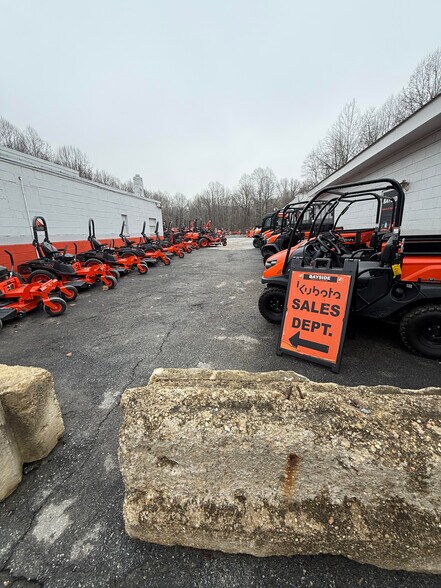 More Photos Of 3030 Crain Hwy, Upper Marlboro Auto Dealership For Sale