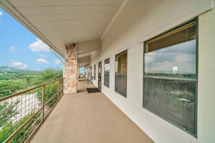 More Photos Of 180 Joe Wimberley Blvd, Wimberley Medical For Lease