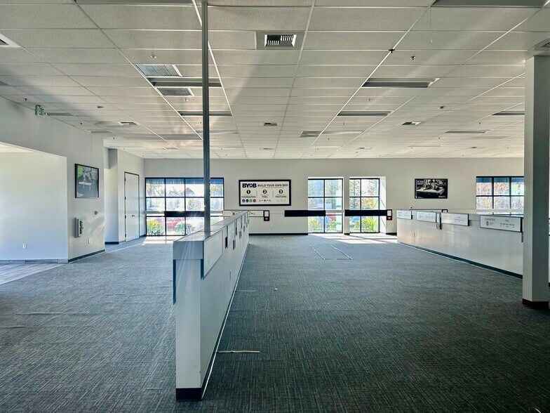 More Photos Of 6810 Five Star Blvd, Rocklin Freestanding For Lease