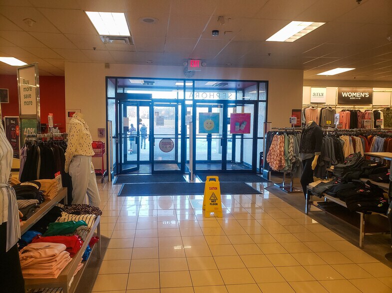 More Photos Of 1050-1056 S Bishop Ave, Rolla Storefront For Sale